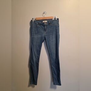 Hollister Women's Classic Blue Skinny Jeans